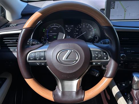 Used 2018 Lexus RX 450hL Premium w/ Premium Package image 20