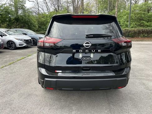 New 2026 Nissan Rogue SV FWD image 6