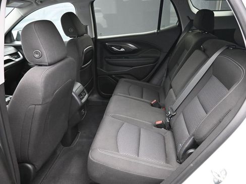 Used 2023 GMC Terrain SLE w/ Driver Convenience Package image 12