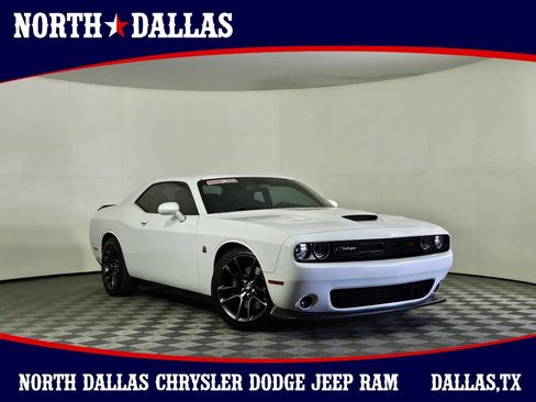 Used 2020 Dodge Challenger R/T Scat Pack RWD image 1