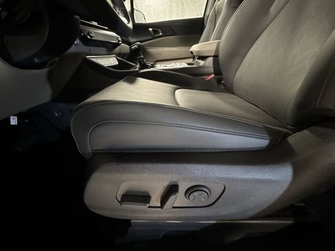 New 2026 Kia Carnival image 17