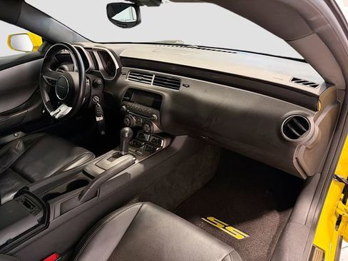 Used 2010 Chevrolet Camaro SS w/ Black Stripe Package image 22