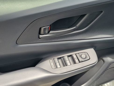 New 2026 Toyota Prius Plug-In Hybrid FWD image 20