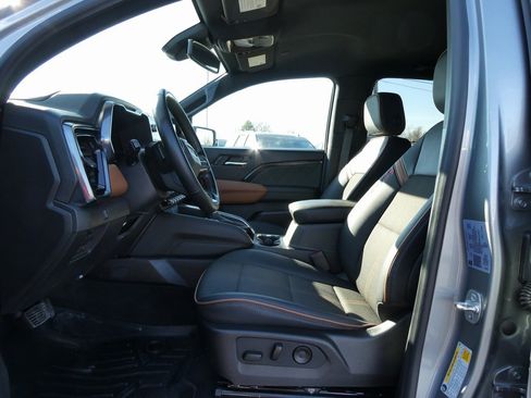 Certified 2024 GMC Canyon AT4 image 19