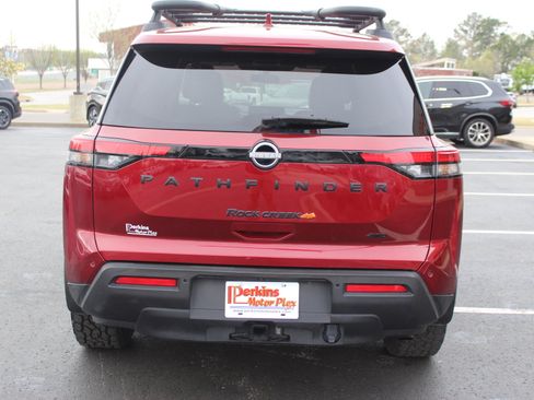 Used 2024 Nissan Pathfinder Rock Creek image 7