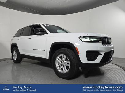 Used 2023 Jeep Grand Cherokee Laredo