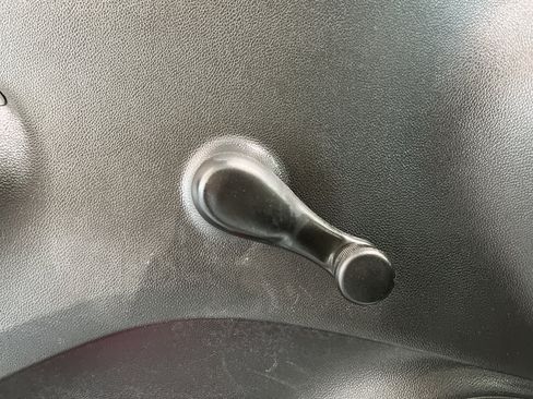 Used 2021 Chevrolet Spark LS FWD image 21