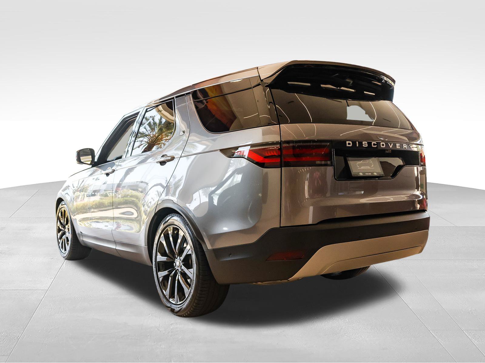New 2026 Land Rover Discovery S AWD/4WD image 7