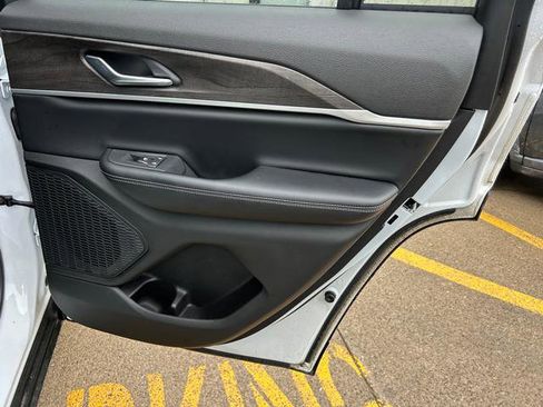New 2025 Jeep Grand Cherokee Limited AWD/4WD image 20