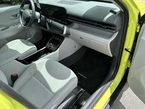 Used 2024 Hyundai Kona SEL w/ Convenience Package FWD image 26