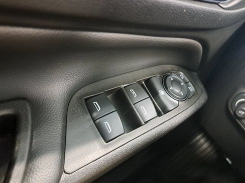 Used 2020 Chevrolet Equinox LT FWD image 22