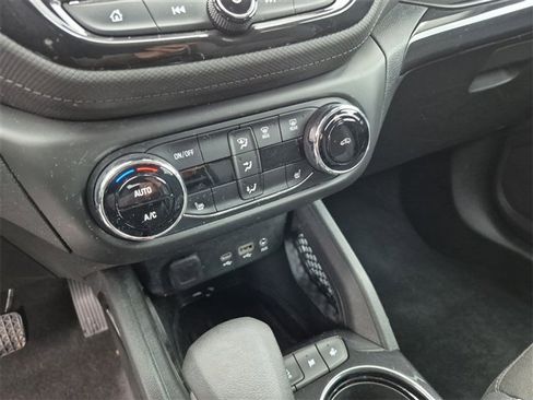 Certified 2021 Chevrolet TrailBlazer LT w/ Convenience Package image 32