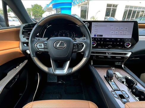 Used 2023 Lexus RX 350 Premium w/ Accessory Package (Z1) AWD/4WD image 5