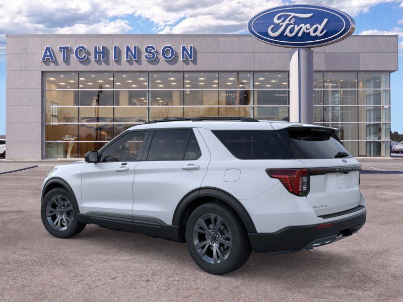 Used 2026 Ford Explorer Active w/ Active Comfort Package AWD/4WD image 4