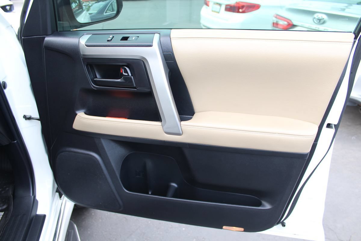 Used 2013 Toyota 4Runner Limited RWD image 23