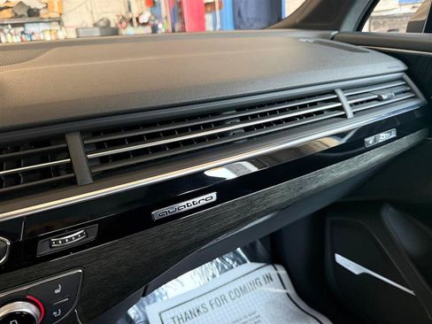 Used 2018 Audi Q7 3.0T Premium Plus AWD/4WD image 27