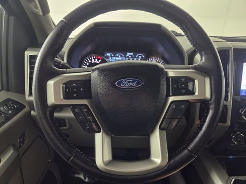 Used 2020 Ford F150 Lariat image 19