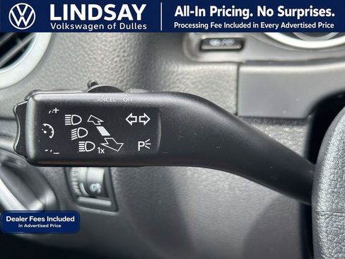 Used 2016 Volkswagen Tiguan SE FWD image 22
