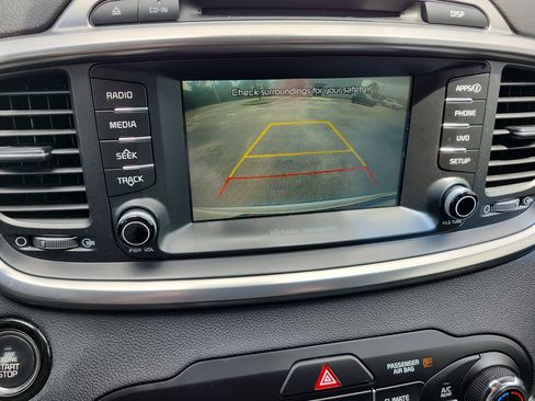 Used 2017 Kia Sorento EX w/ EX Advanced Touring Package image 25