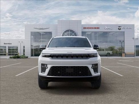 New 2026 Jeep Grand Wagoneer Limited AWD/4WD image 6
