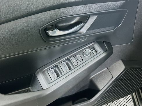 Used 2025 Honda Accord LX image 15