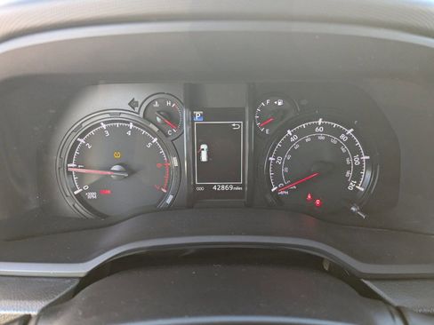 Used 2021 Toyota 4Runner SR5 image 34