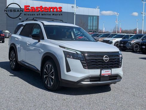 New 2026 Nissan Pathfinder Platinum image 5