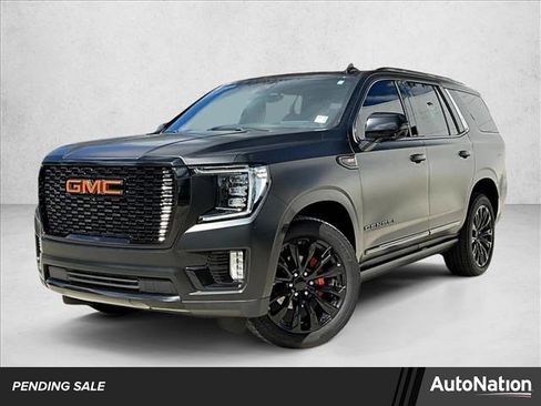 Used 2021 GMC Yukon Denali w/ Denali Premium Package image 1
