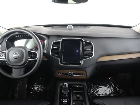 Used 2018 Volvo XC90 T8 Inscription w/ Luxury Package AWD/4WD image 7