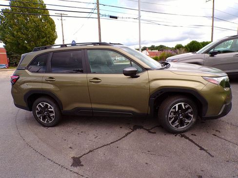 Certified 2026 Subaru Forester Premium AWD/4WD image 6