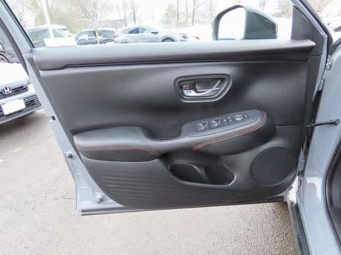 Used 2023 Honda HR-V Sport image 16