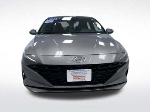 Used 2022 Hyundai Elantra SEL w/ Cargo Package image 17