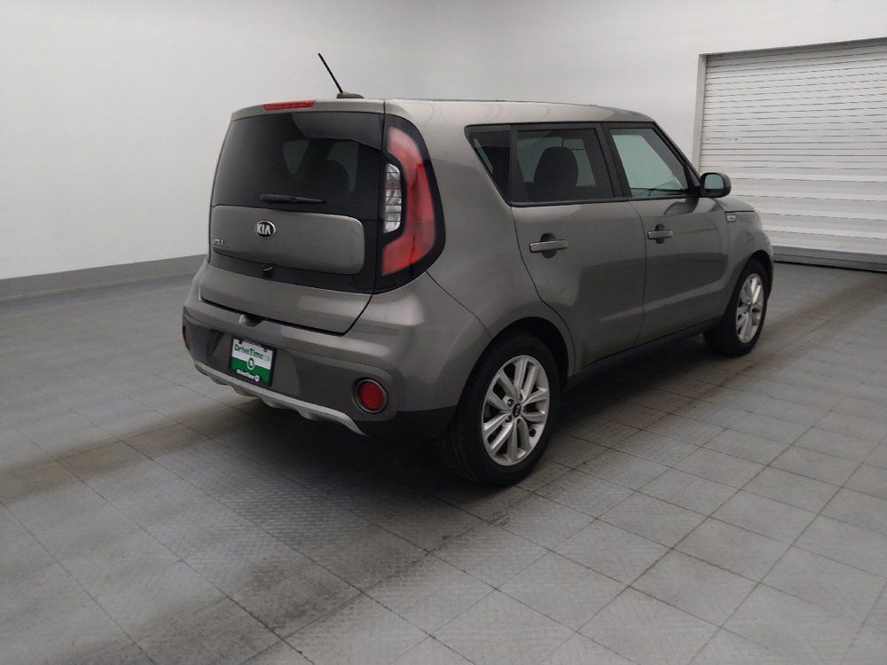 Used 2018 Kia Soul + FWD image 10