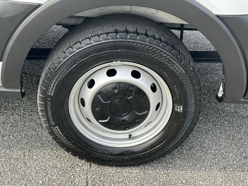 Used 2023 Ford Transit 350 XL image 21