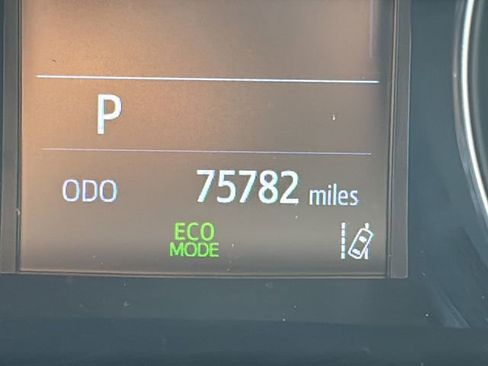 Used 2021 Toyota C-HR XLE image 29