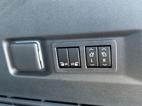 New 2026 GMC Yukon Elevation w/ Elevation Premium Package image 35