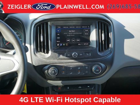 Used 2021 Chevrolet Colorado W/T w/ WT Convenience Package AWD/4WD image 14