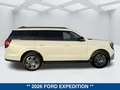 New 2026 Ford Expedition Active RWD image 5