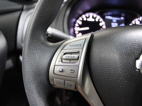 Used 2014 Nissan Altima 2.5 S FWD image 32