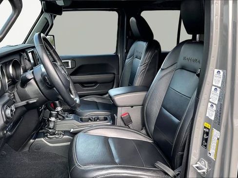 Used 2021 Jeep Wrangler Unlimited Sahara w/ Cold Weather Group image 15