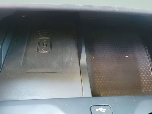 Used 2020 BMW X6 xDrive40i w/ Premium Package image 24