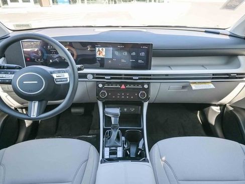 New 2026 Hyundai Tucson SEL image 14