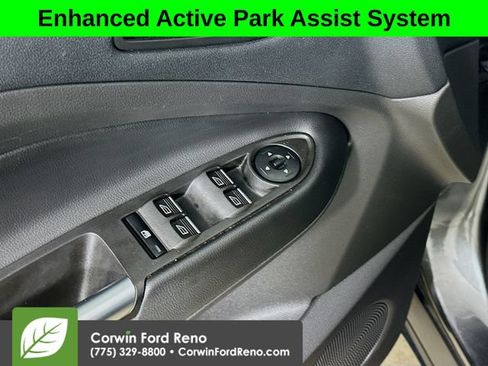 Used 2017 Ford Escape Titanium w/ Equipment Group 301A AWD/4WD image 18