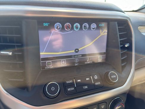 Used 2018 GMC Acadia Denali w/ Technology Package FWD image 18