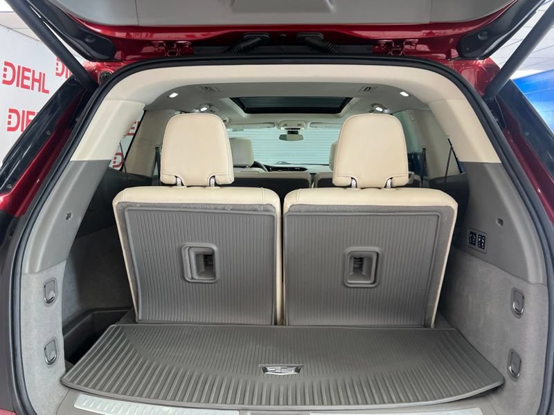 Used 2022 Cadillac XT6 Premium Luxury FWD image 8