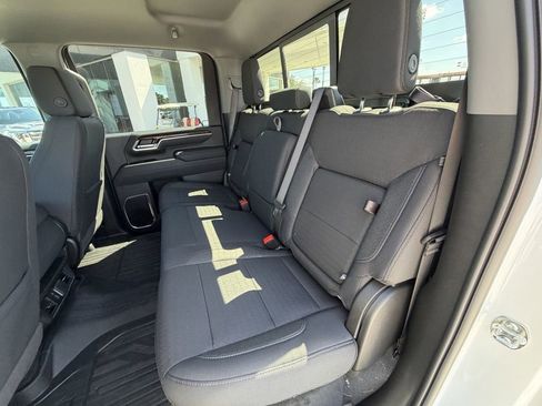 New 2026 GMC Sierra 2500 SLE w/ SLE Value Package; AWD/4WD image 17