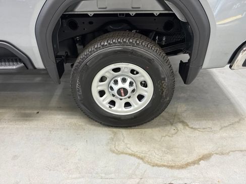 New 2026 GMC Sierra 2500 Pro w/ Convenience Package AWD/4WD image 29