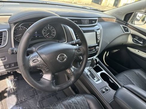 Used 2019 Nissan Murano Platinum image 16