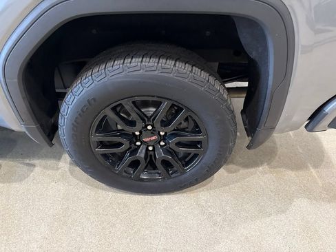 Used 2021 GMC Sierra 1500 Elevation w/ Preferred Package AWD/4WD image 10