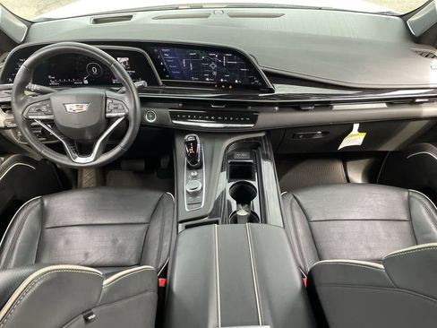 Used 2022 Cadillac Escalade Sport w/ Touring Package AWD/4WD image 28